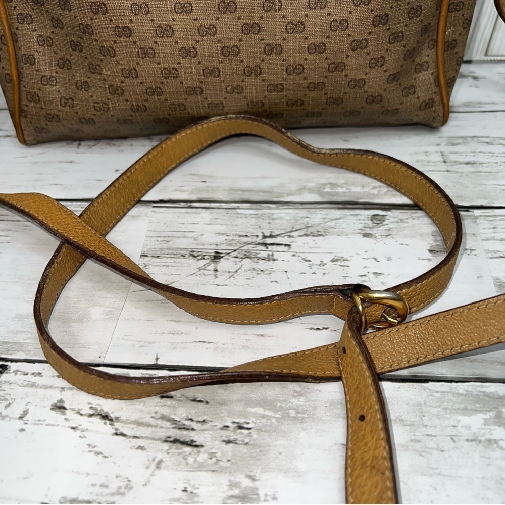 Gucci Vintage GG Monogram Canvas Crossbody Bag Brown Leather Trim Messenger - Picture 5 of 12